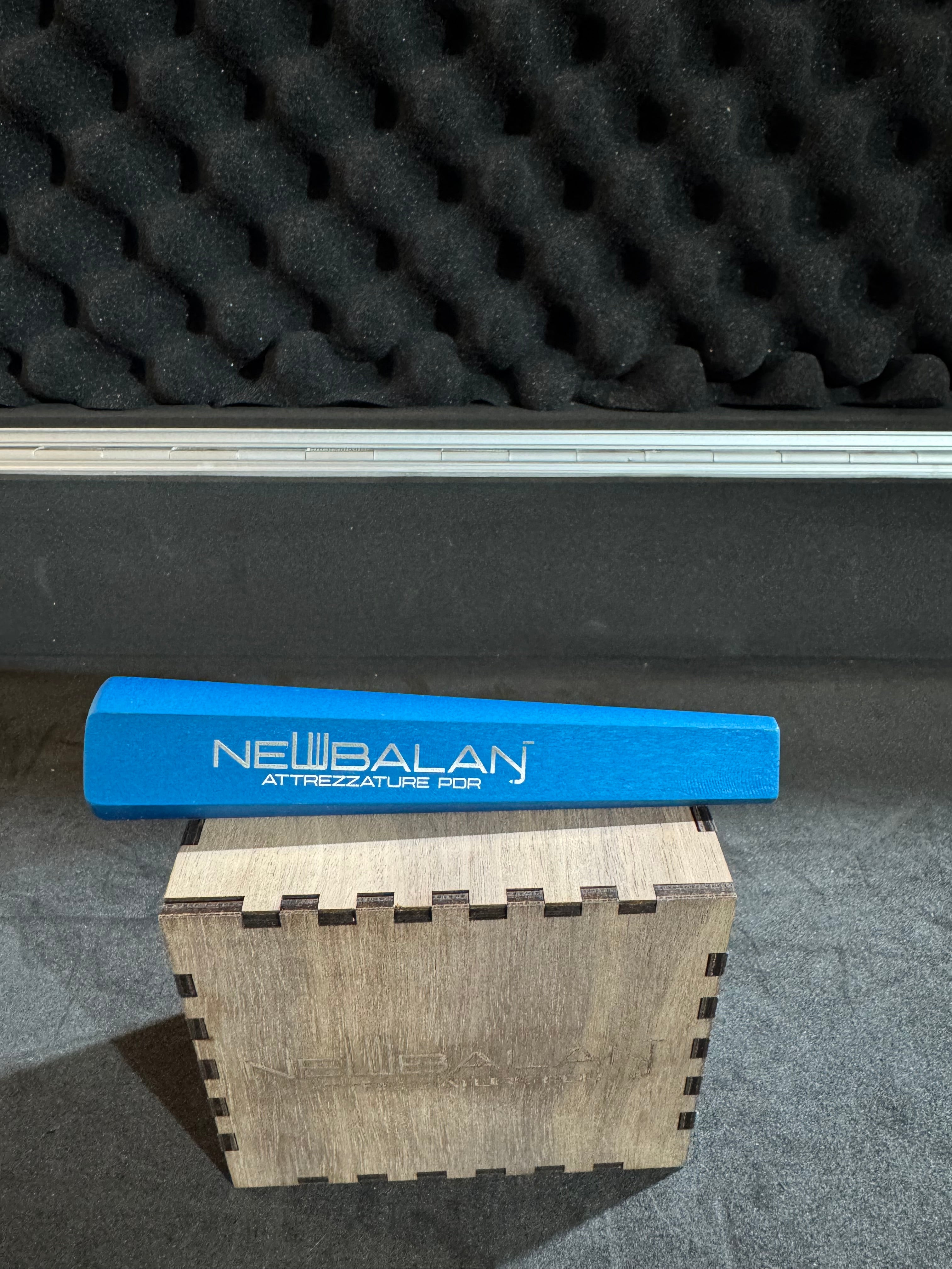 Knockdown Puro Blu New Balan in Alluminio – Progettato e Prodotto in Italia