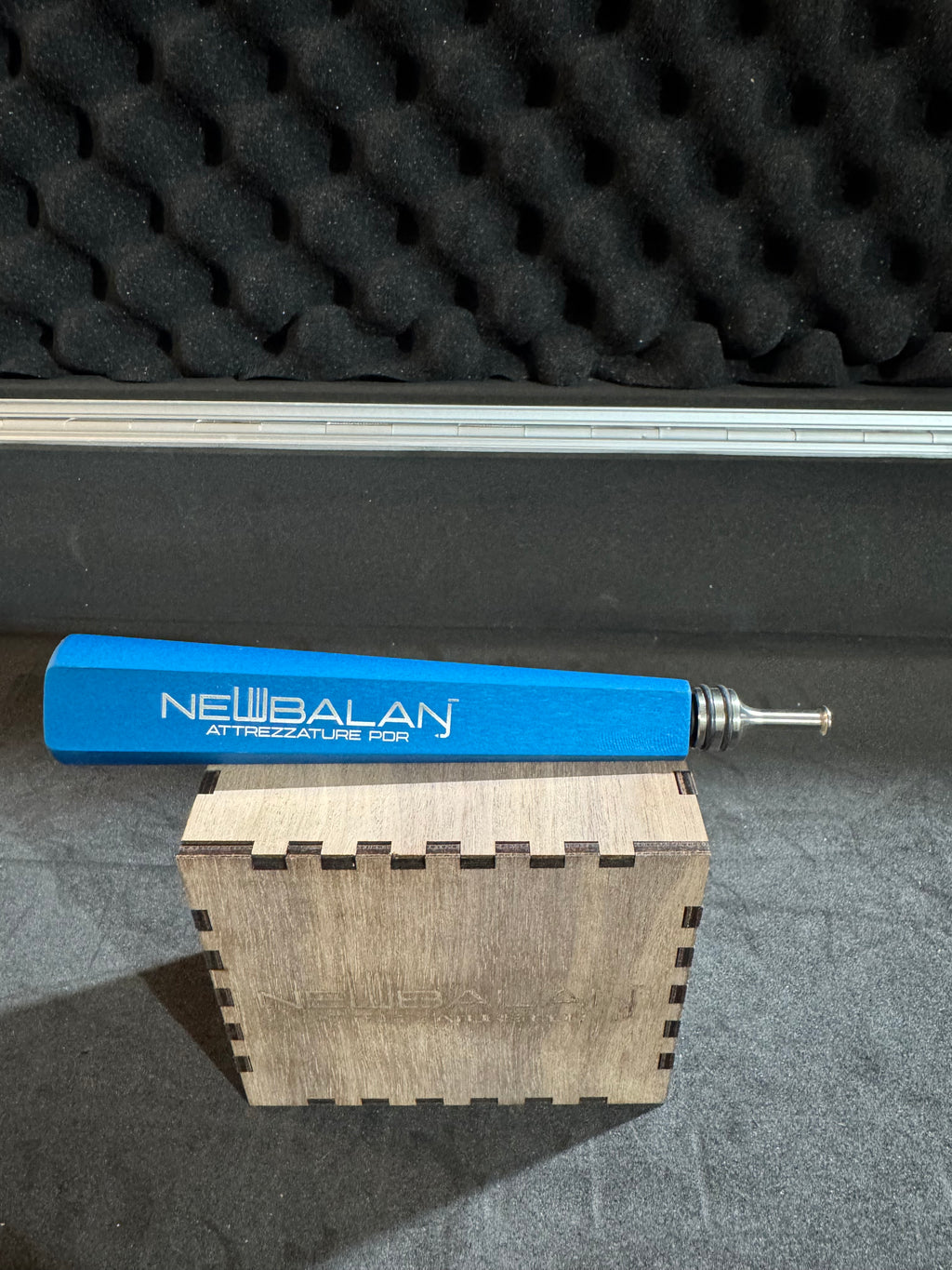 Knockdown Puro Blu New Balan in Alluminio – Progettato e Prodotto in Italia