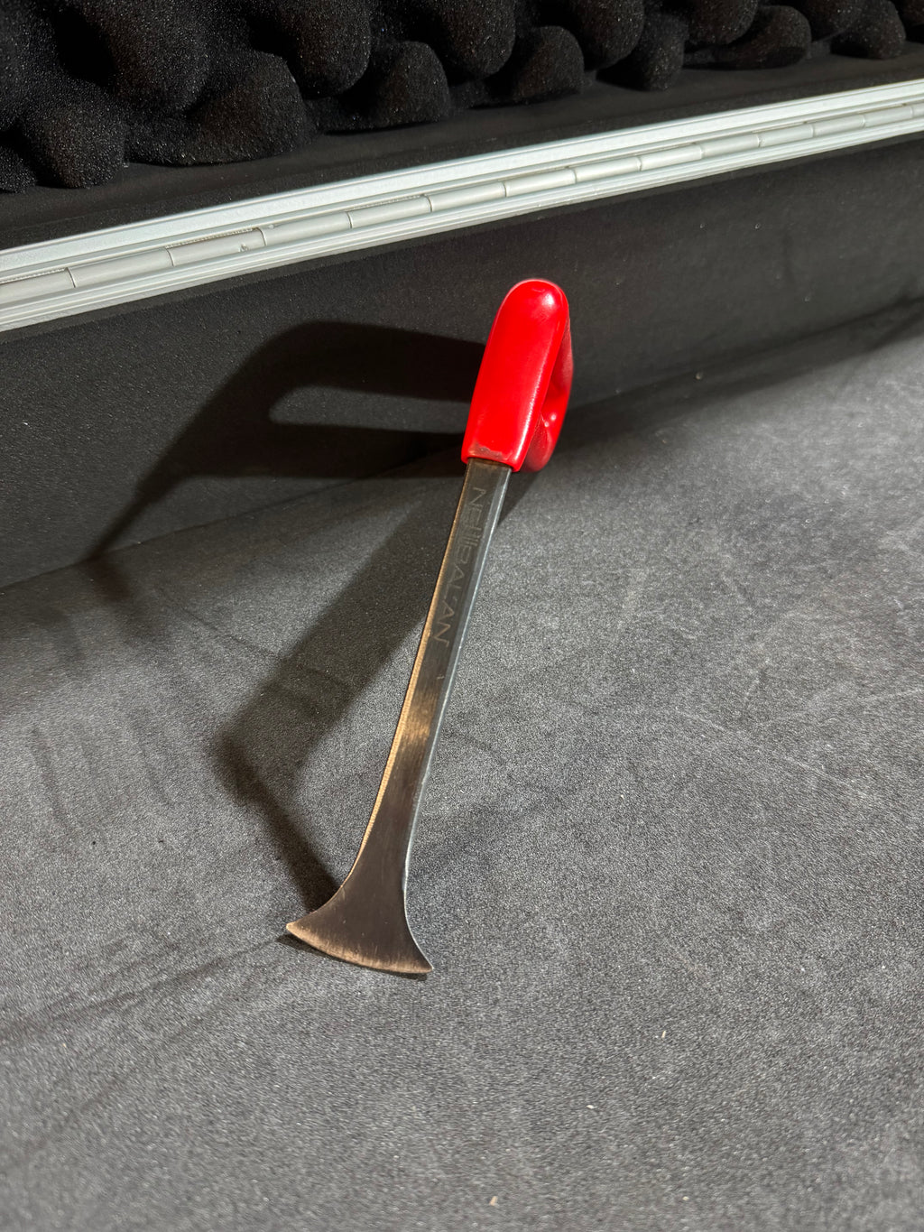 Coda di Balena New Balan in Acciaio al Carbonio – 15 cm